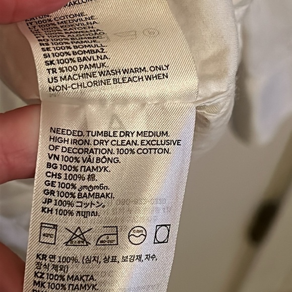 H&M white dress shirt, size 11–12 - Picture 7 of 7